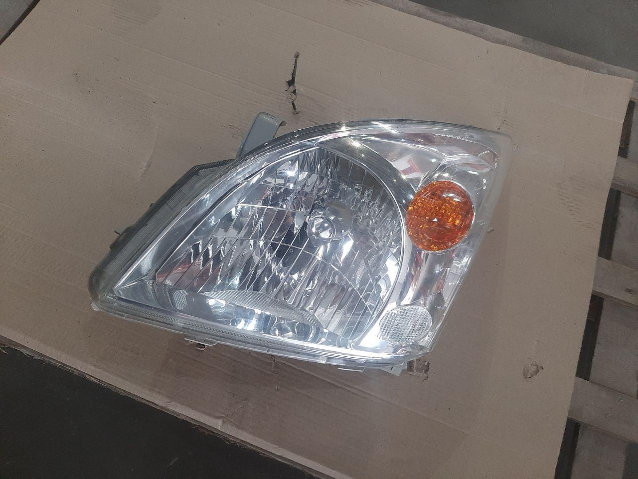 Фара передня Toyota Land Cruiser Prado 120 2003-2009 Ліва - Зображення 2