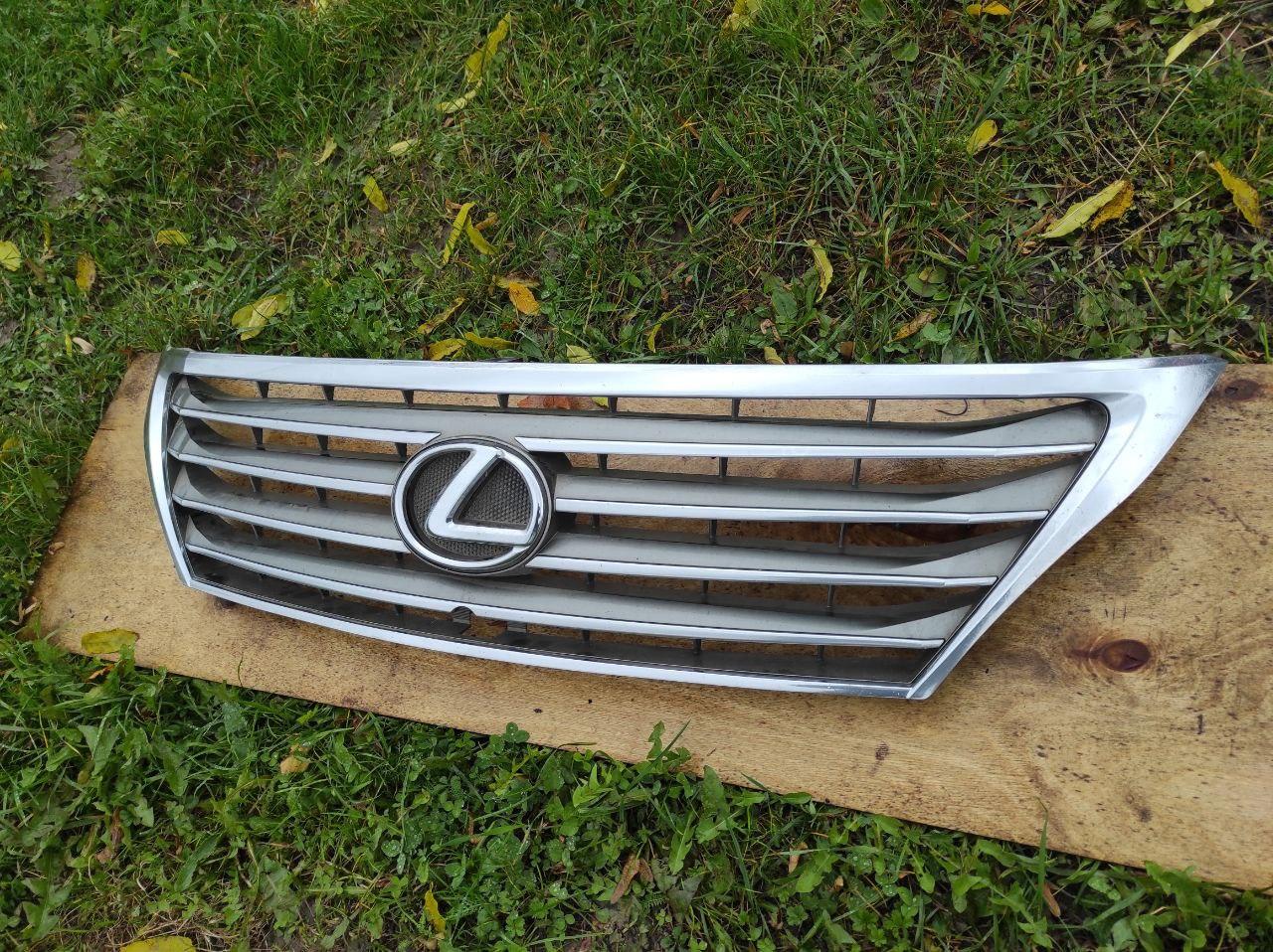 Решітка Радіатора Lexus LX 570 2009 - Зображення 3