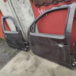 Nissan navara 2008 рік д-40 передня ліва дверка гола