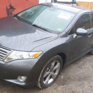 Toyota Venza передня ліва передня права чвертка Toyota Venza