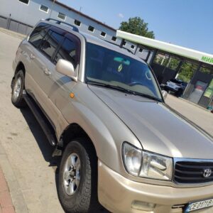 Декоративна кришка двигуна Toyota Land Cruiser 100 1998-2007 4.7