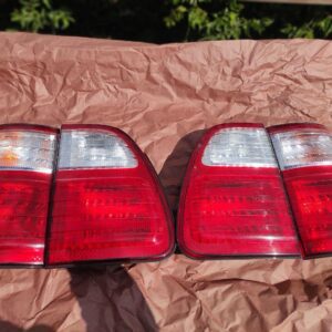 Ліхтар Задній Toyota Land Cruiser 100 1998-2006 Правий Лівий