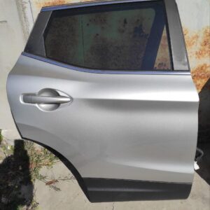Задня права дверка (у зборі) Nissan Qashqai J11 2014-2017