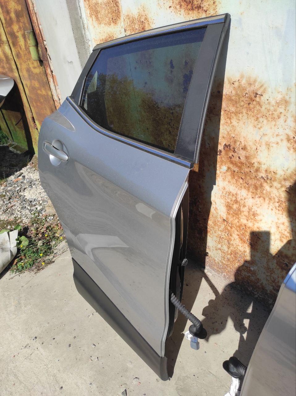 Задня права дверка (у зборі) Nissan Qashqai J11 2014-2017 - Зображення 3