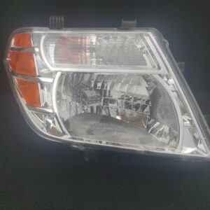 Фара права  Nissan Pathfinder 2008-2012 USA