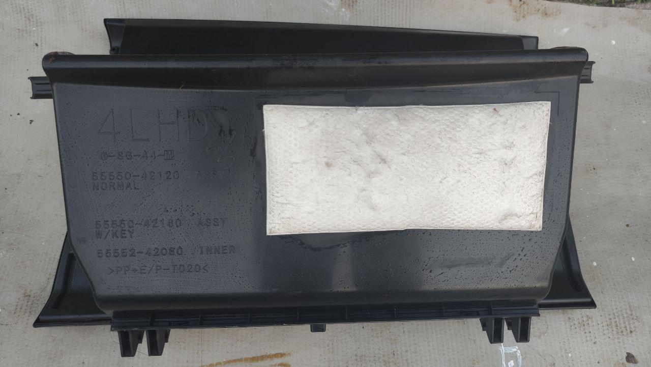 Бардачок Toyota RAV4 2013-2018 - Зображення 2
