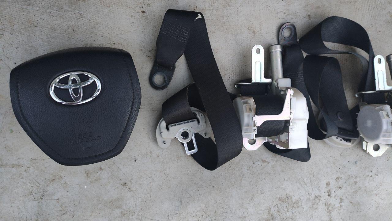 Подушка безпеки в кермо AIRBAG Toyota RAV4 2013-2018