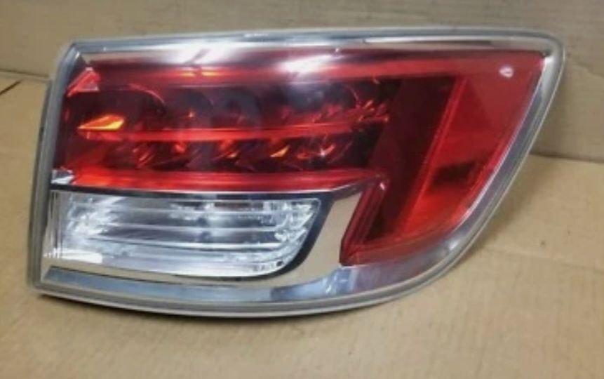 Ліхтар зовнішній правий Mazda CX-9 2007-2009