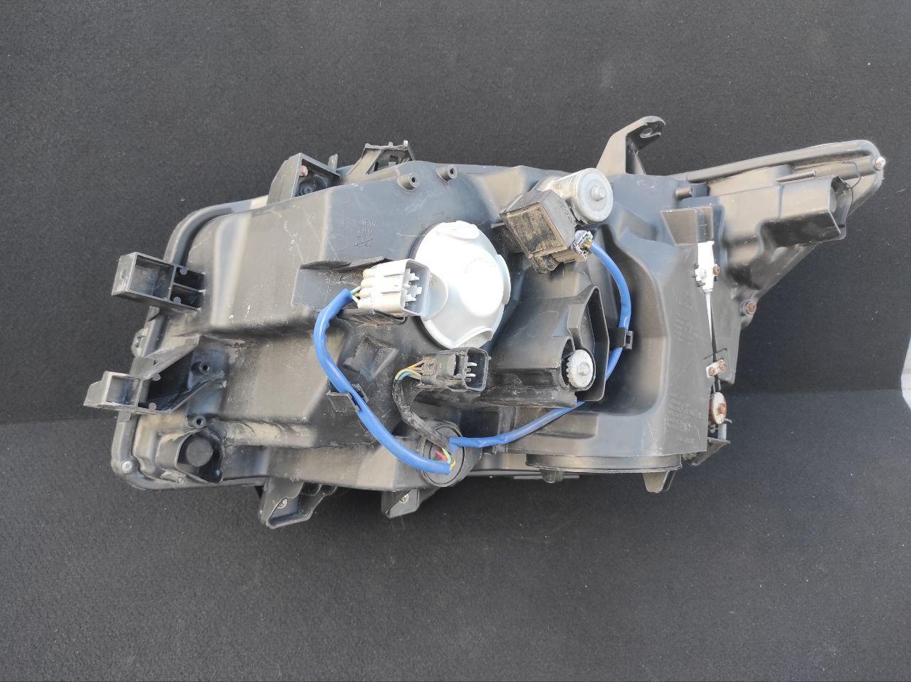 Фара права Lexus GX 460 2014-2022 - Зображення 3