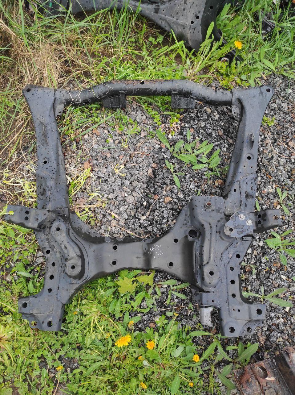 Підрамник передній Honda CR-V 2012-2016 дізель