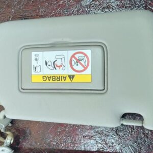 Сонцезахисний козирьок правий Nissan Rogue T32