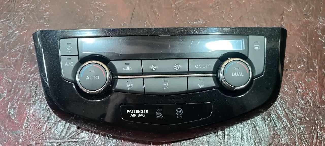 Управління клімат контролем Nissan Rogue X-Trail T32