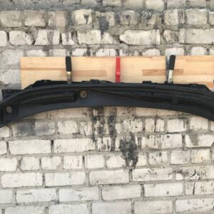 Планка під лобове скло Nissan Rogue T32