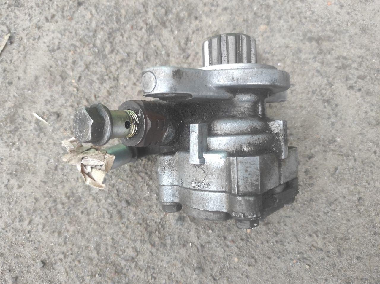 Насос ГУР Toyota Land Cruiser Prado 120 3.0D 2003-2009