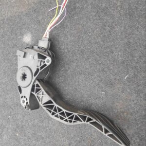 Педаль газу Nissan Qashqai J11 18002-4BC0B