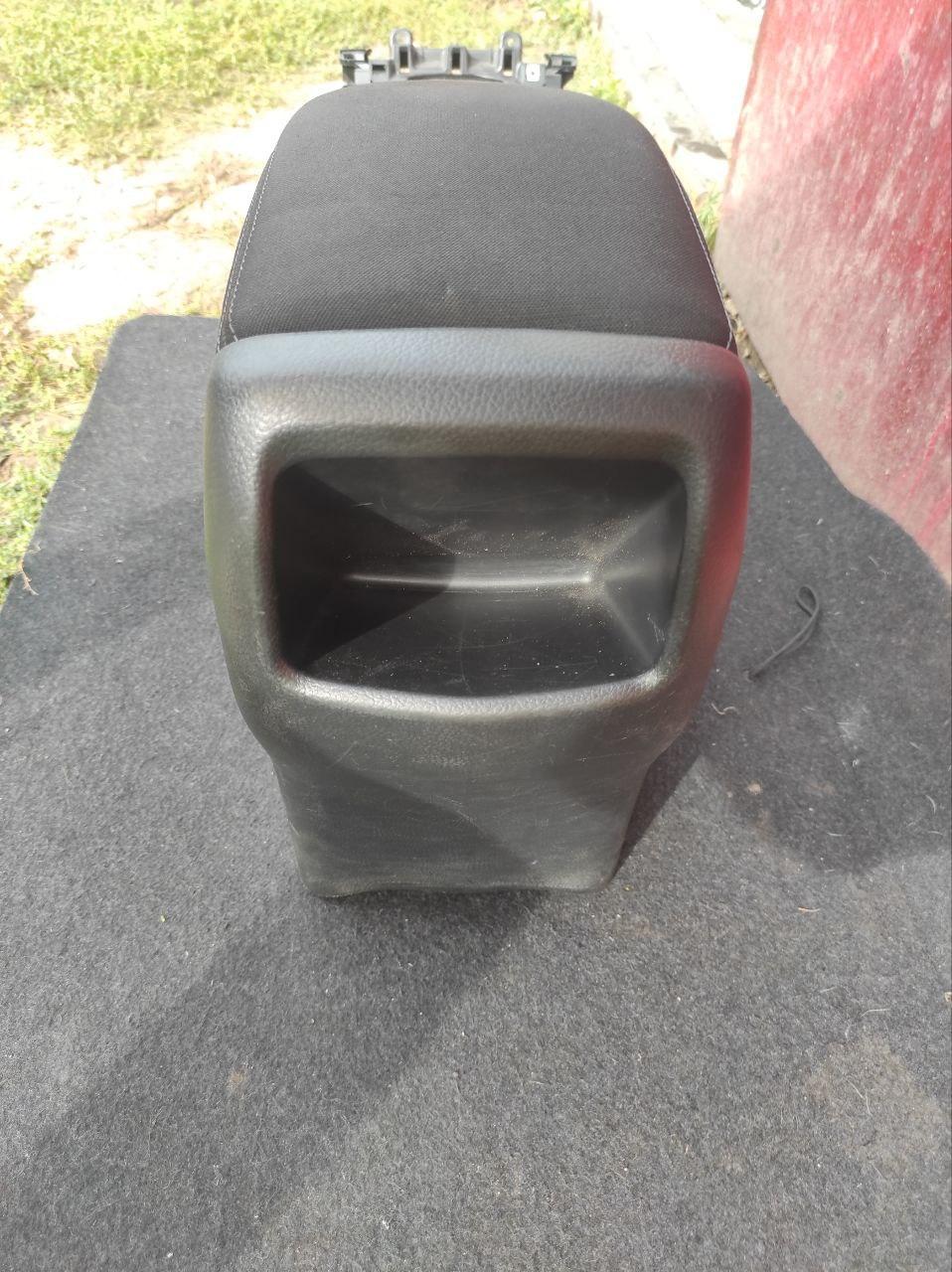 Підлокітник центральний Nissan Qashqai J11 2013 - 2021 - Зображення 3