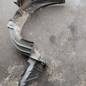 Підкрилок передній правий Mazda 3 BM 2013-2018