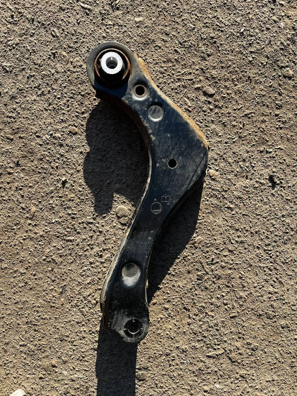 Важіль підвіски задній лівий верхній Toyota RAV4 2019-2024 OEM 48755-0R040 - Зображення 3