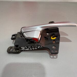 Ручка дверей внутрішня (ліва передня) Hyundai Tucson 2015-2021 82610-D3000