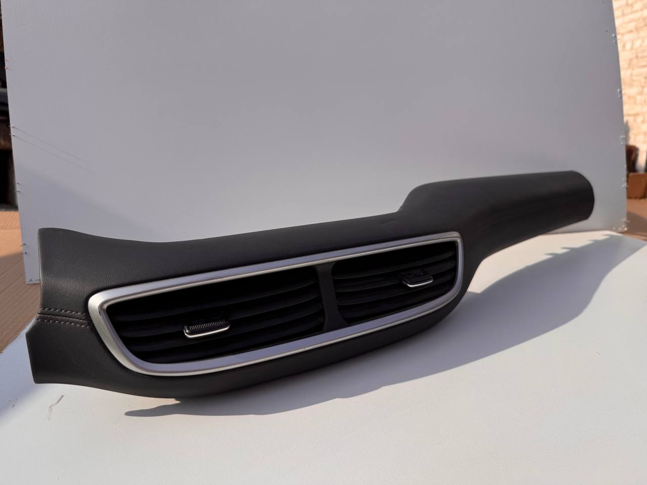 Вентиляційна решітка центральної консолі Hyundai Tucson 84796-D3AB0