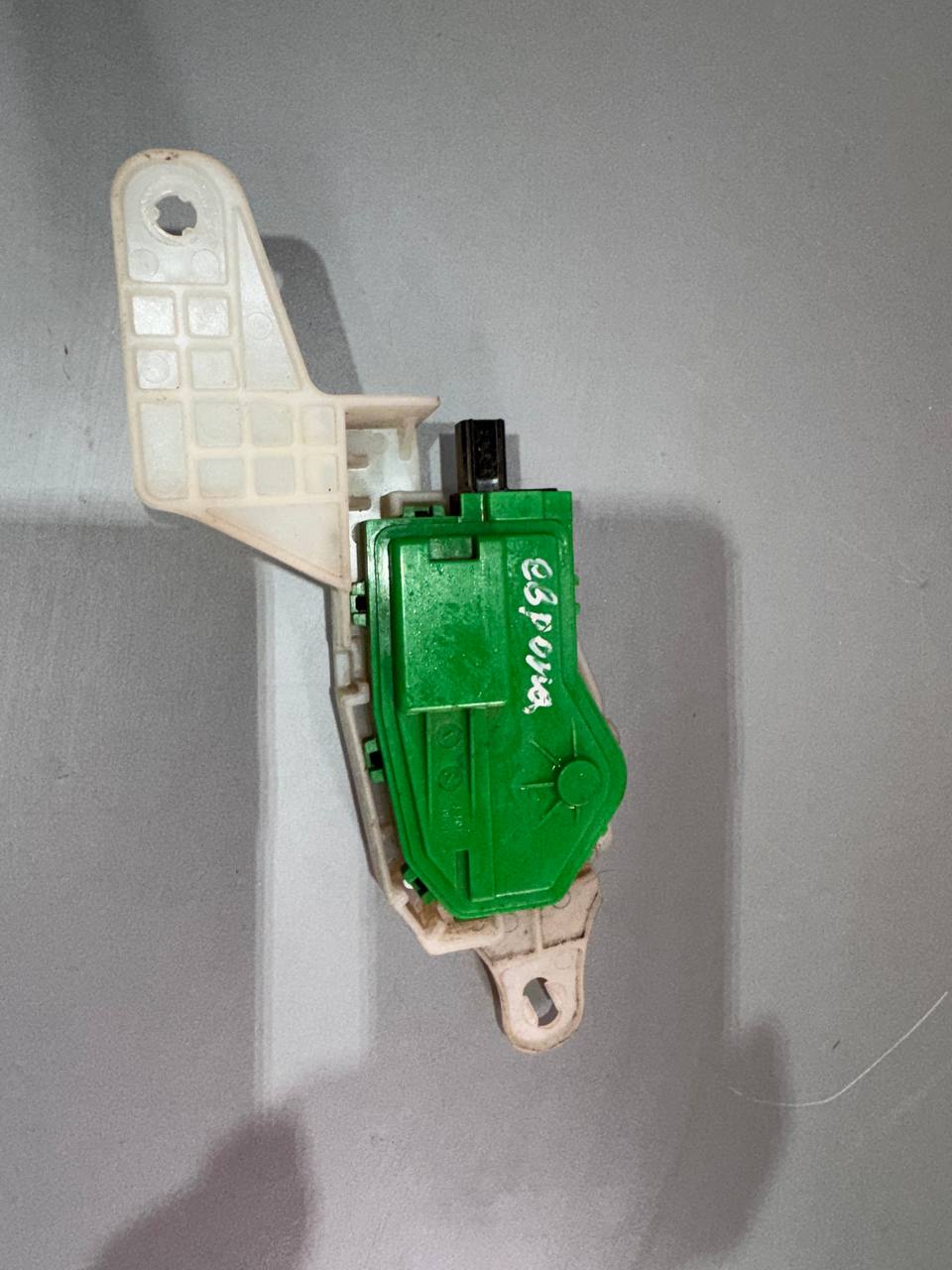 Актуатор замка дверей (Door Lock Actuator) Hyundai Tucson 2015-2021 81320-D3000 - Зображення 3