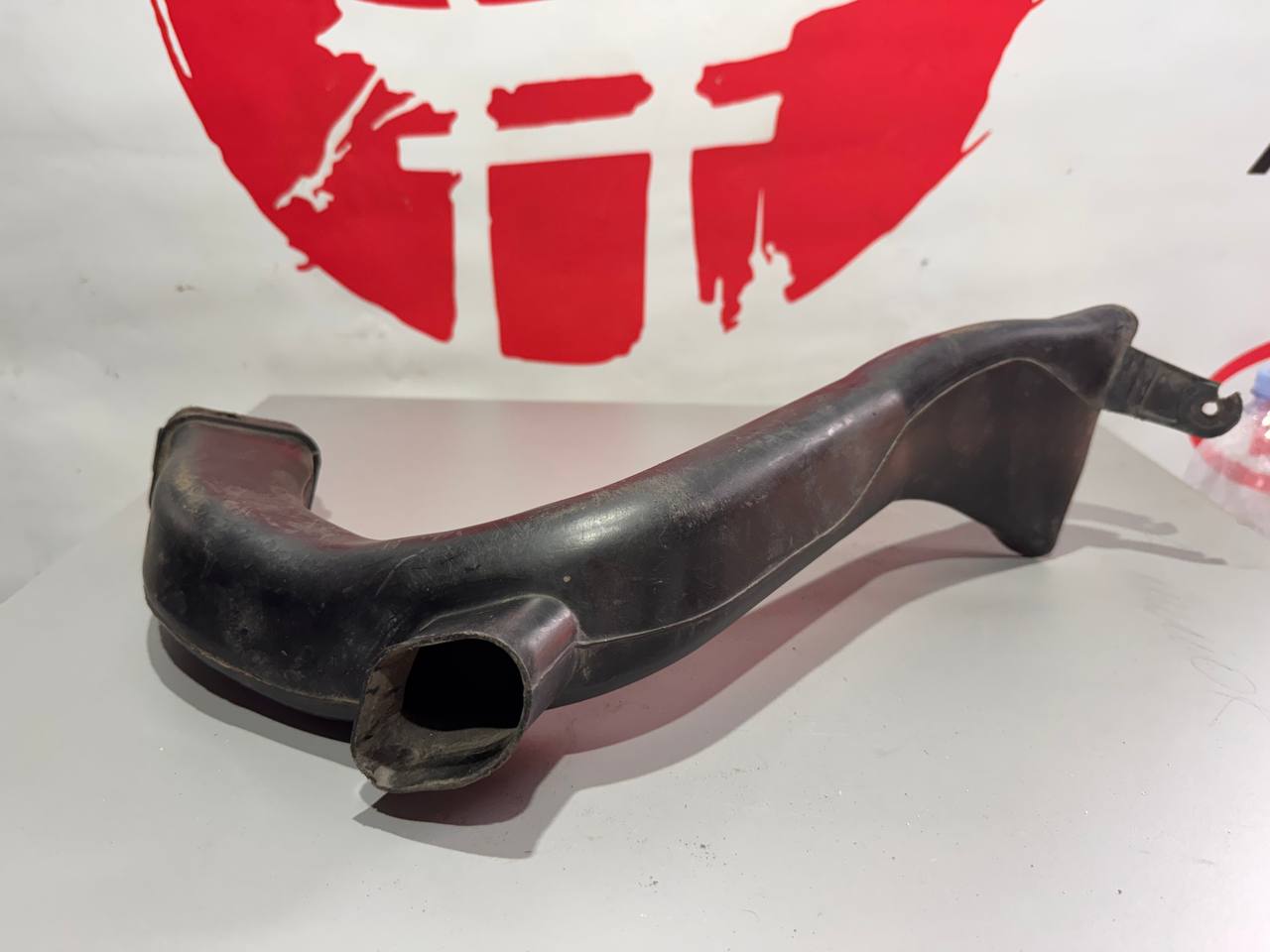 Повітрозабірник / канал подачі повітря (Air Intake Duct / Snorkel) Hyundai Tucson 2015-2021 28140-D3000