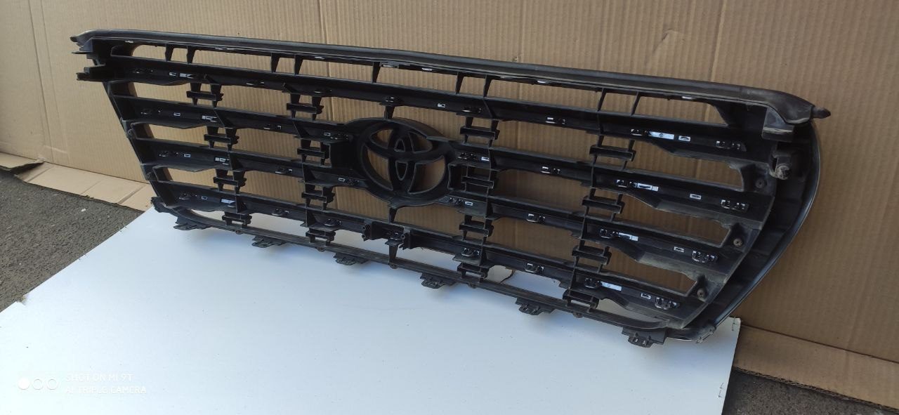 Решітка радіатора Toyota Land Cruiser 200 2008-2021 53101-60480 - Зображення 9