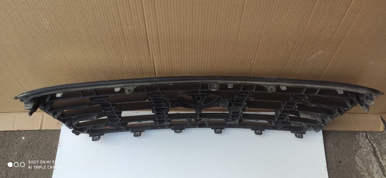 Решітка радіатора Toyota Land Cruiser 200 2008-2021 53101-60480 - Зображення 8