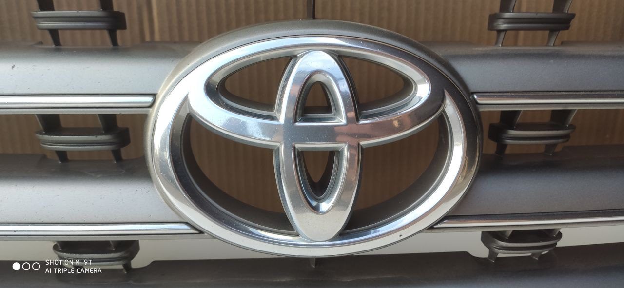 Решітка радіатора Toyota Land Cruiser 200 2008-2021 53101-60480 - Зображення 5
