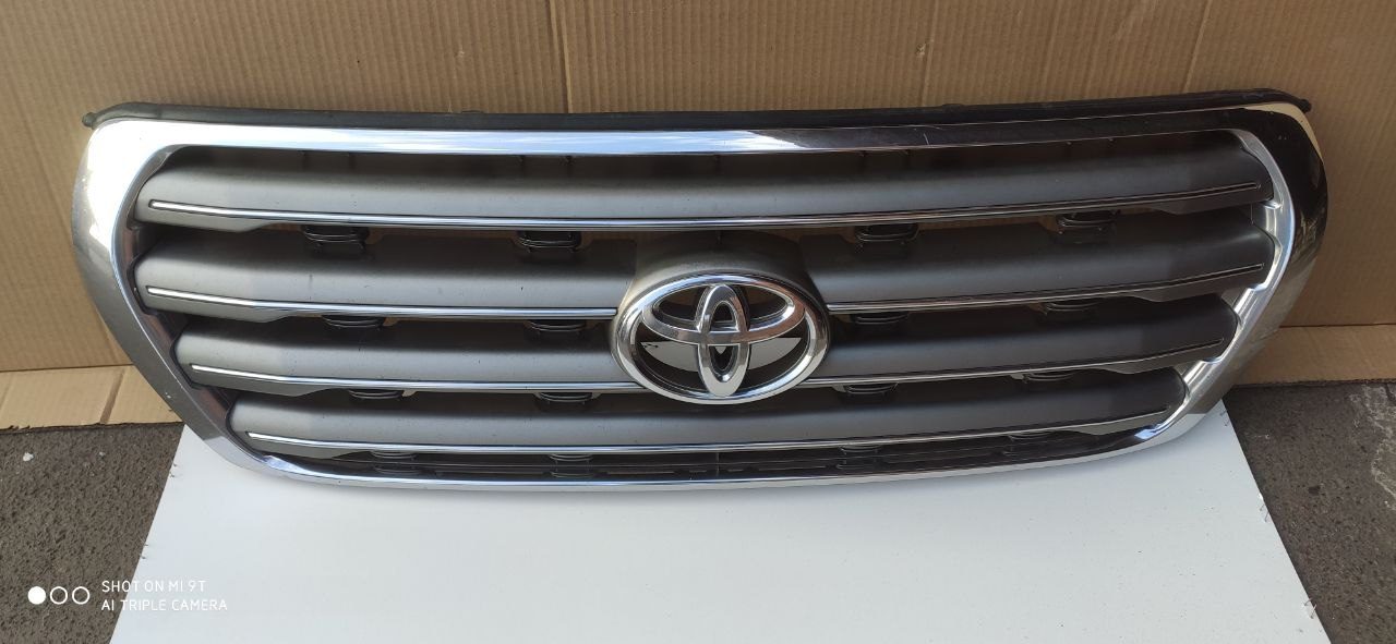 Решітка радіатора Toyota Land Cruiser 200 2008-2021 53101-60480 - Зображення 2