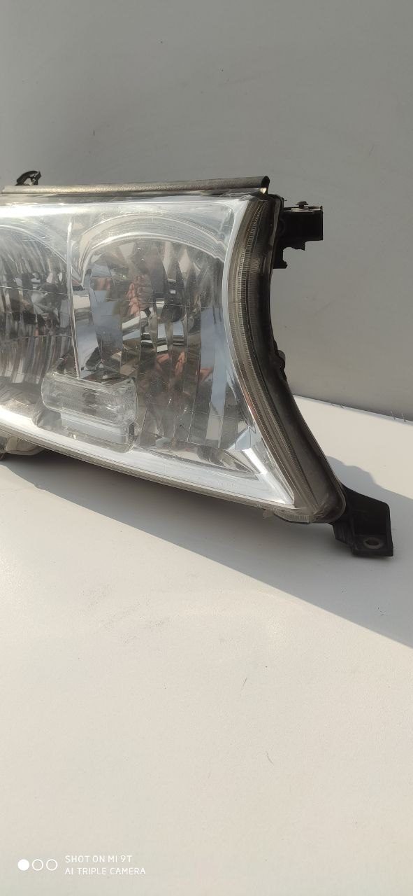 Передня права фара (галоген, без лінзи) Toyota Land Cruiser 200 2008-2021 81130-60G30 - Зображення 3
