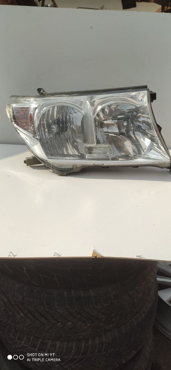 Передня права фара (галоген, без лінзи) Toyota Land Cruiser 200 2008-2021 81130-60G30 - Зображення 2