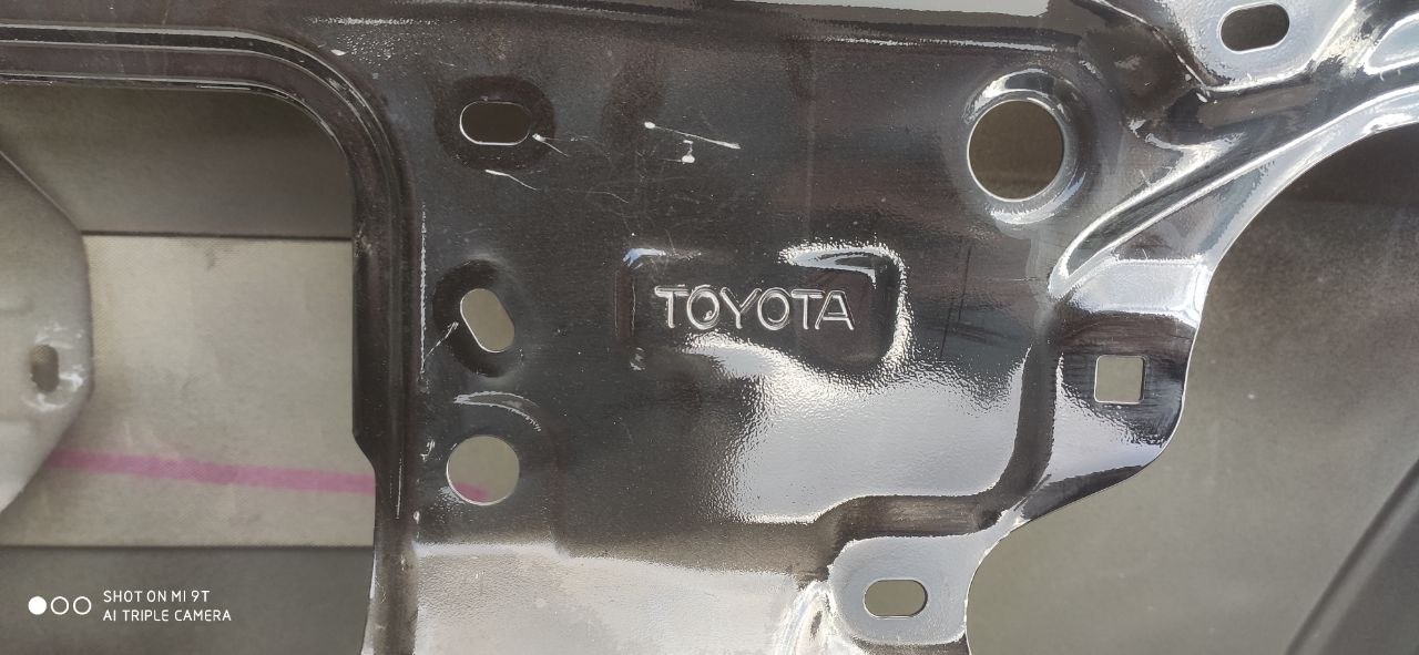 Верхня частина кришки багажника (ляда, рестайл) Toyota Land Cruiser 200 2016-2021 67005-60C30 - Зображення 6
