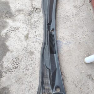 Жабо (накладка під лобове скло) Toyota Land Cruiser Prado 120 55708-60130