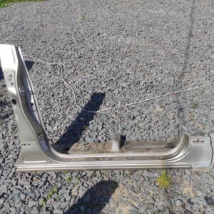 Поріг кузова правий Toyota Land Cruiser Prado 120