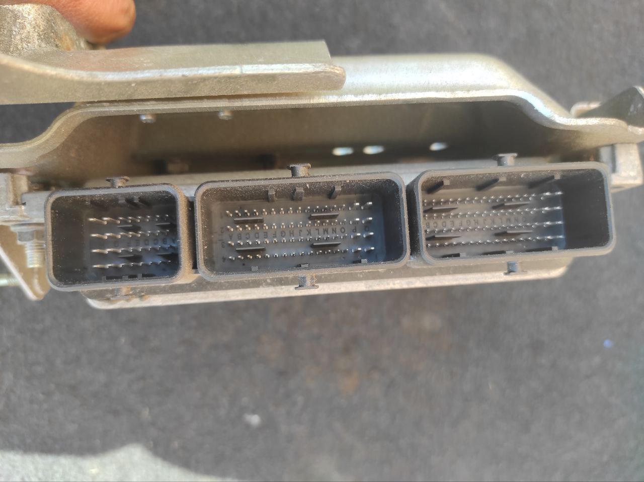 Блок керування двигуном ECU Nissan Qashqai J11 1.5 dCi 23710-HX43B - Зображення 2