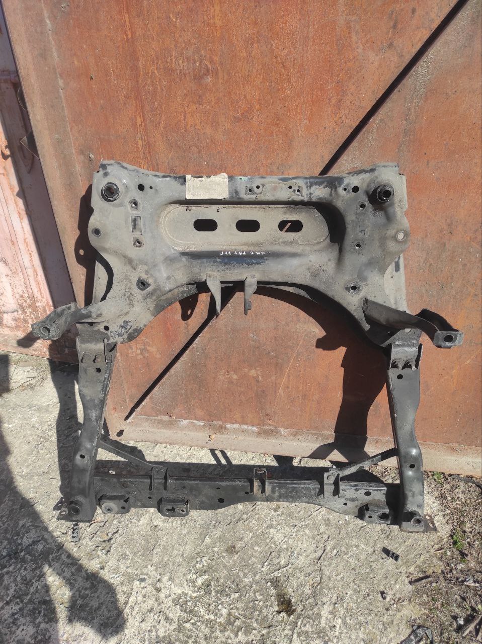 Підрамник передній Nissan Qashqai J11 1.5 dCi 2WD 54400-4EA0A