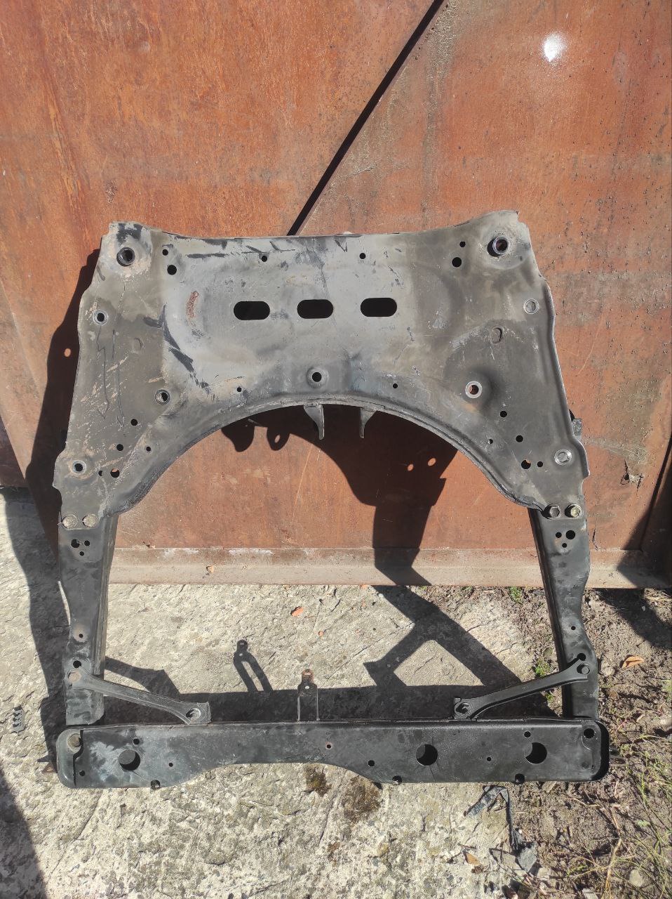 Підрамник передній Nissan Qashqai J11 1.5 dCi 2WD 54400-4EA0A - Зображення 2