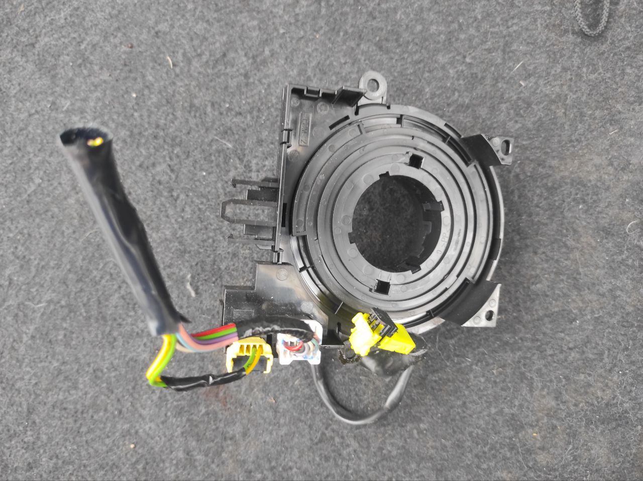 Шлейф керма (Clock Spring Airbag) Nissan Qashqai J11 / Rogue Sport 2014-2022 25554-4EA0A