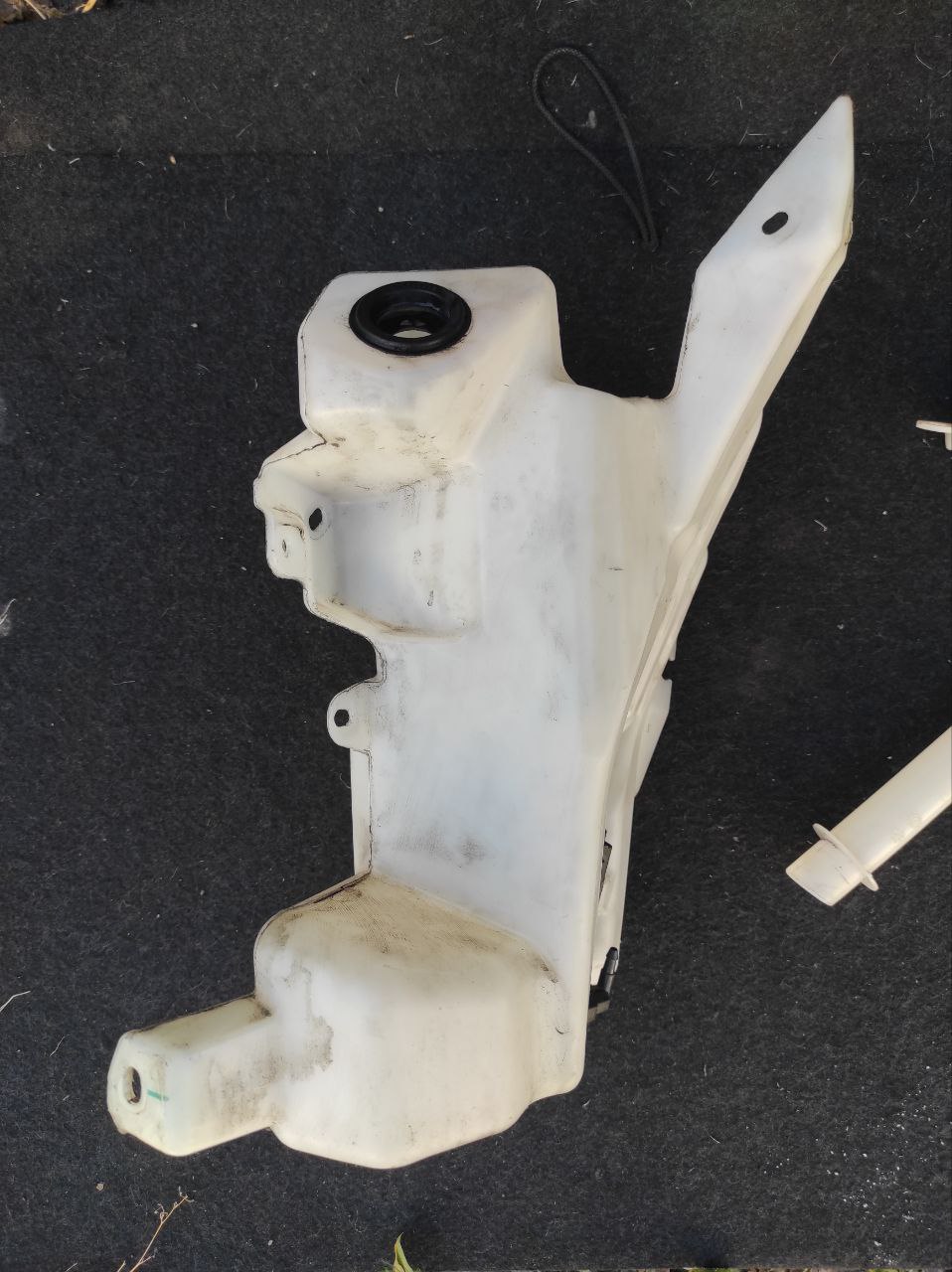 Бачок омивача Nissan Qashqai J11 / Rogue Sport 2014-2022 28910-4EA0A - Зображення 3