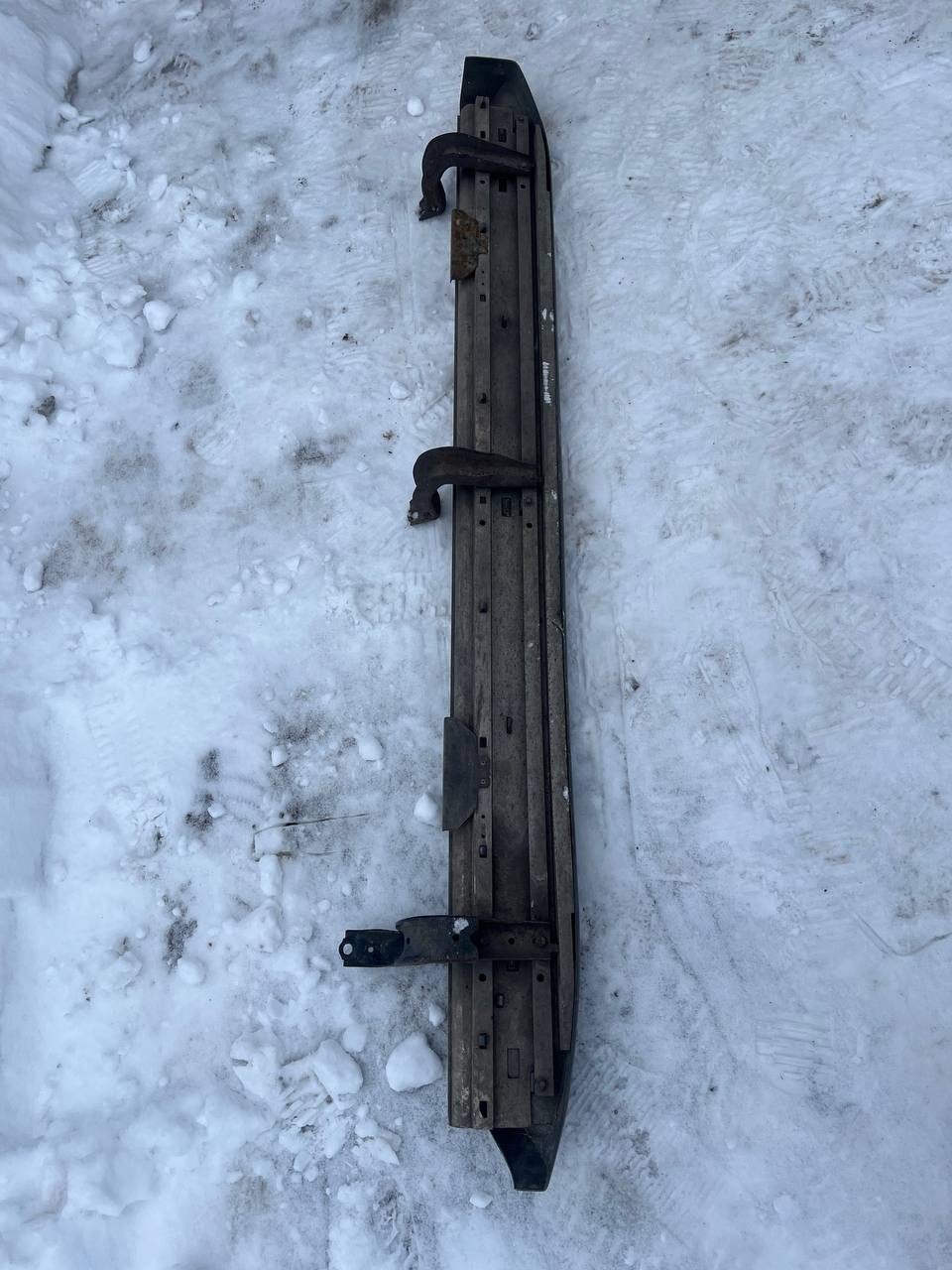 Ліва підніжка Toyota Land Cruiser Prado 120 51774-60130