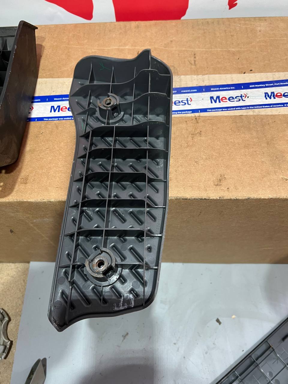 Подіум ноги передній лівий Toyota Land Cruiser Prado 120 58190-60031 - Зображення 3