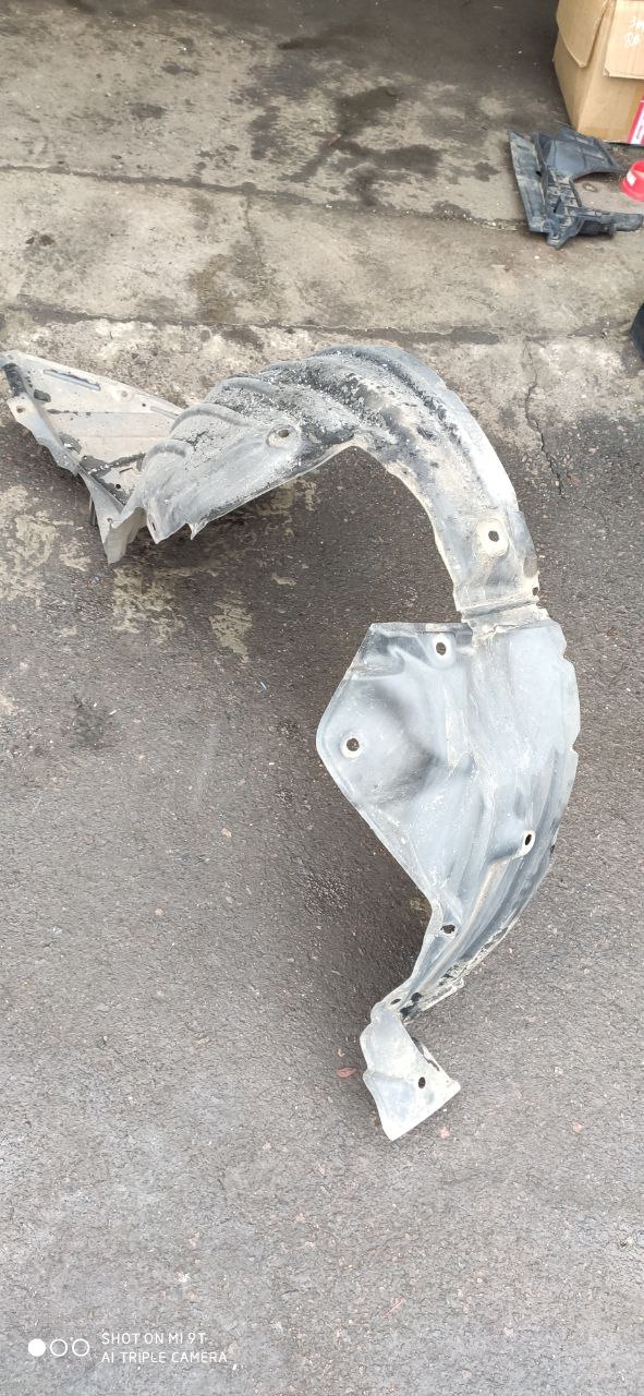 Підкрилок передній лівий (локер) Mazda 3 BM B45A-56-141 / BHP1-56-141