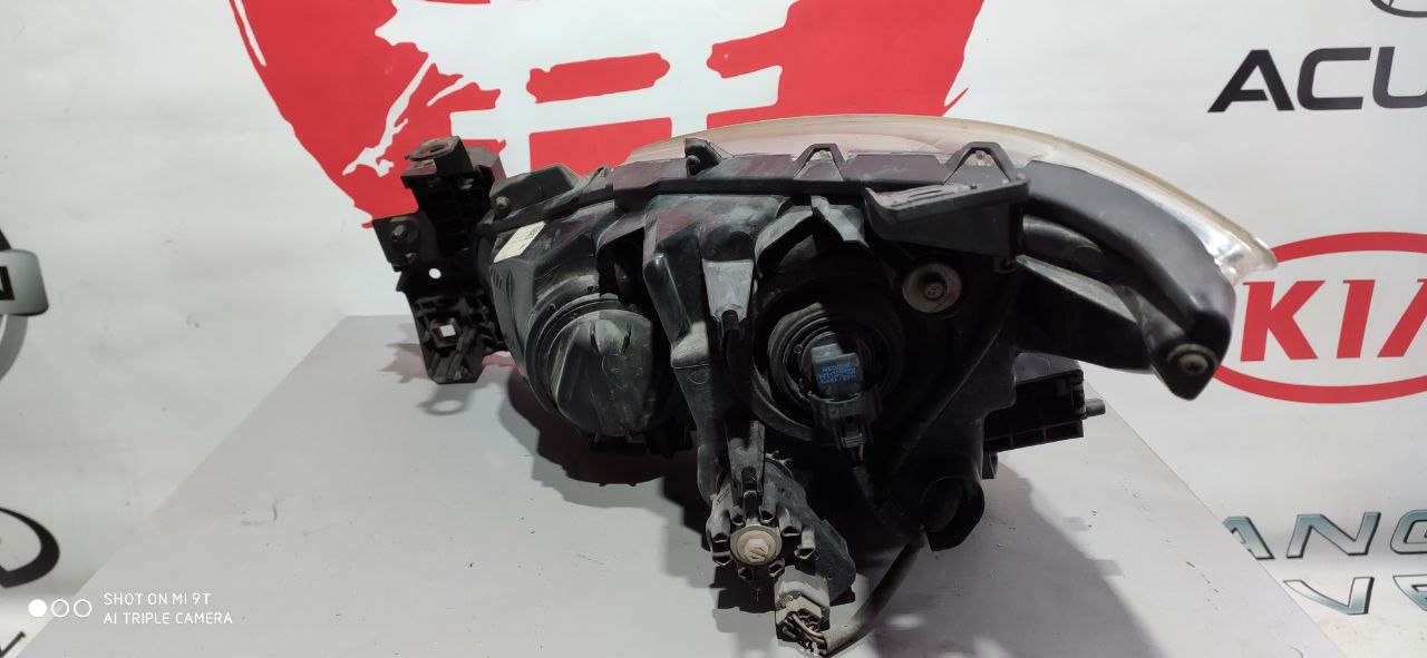 Фара передня права Mazda 3 BM BHN3-51-041