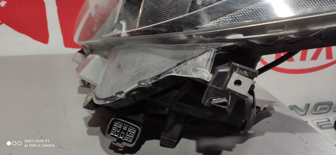 Фара передня ліва Mazda 3 BM BHN3-51-041
