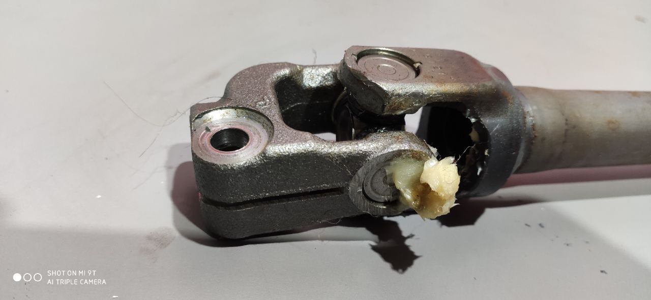Рульовий карданчик (кардан рульового валу) Mazda 3 BM / BN BJE3-32-060 - Зображення 4