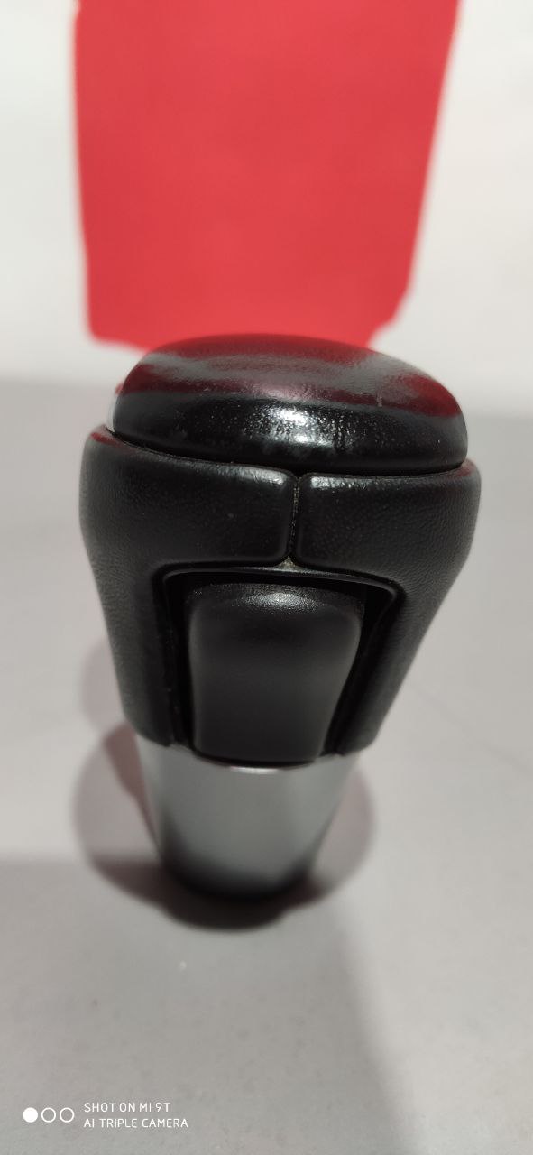 Ручка селектора АКПП (шкіряна) Mazda 3 BM / BN GHP9-46-030 / GHP9-46-030A - Зображення 6
