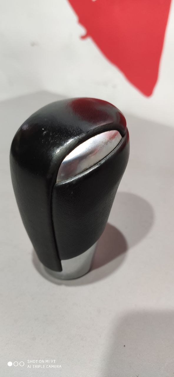Ручка селектора АКПП (шкіряна) Mazda 3 BM / BN GHP9-46-030 / GHP9-46-030A - Зображення 3