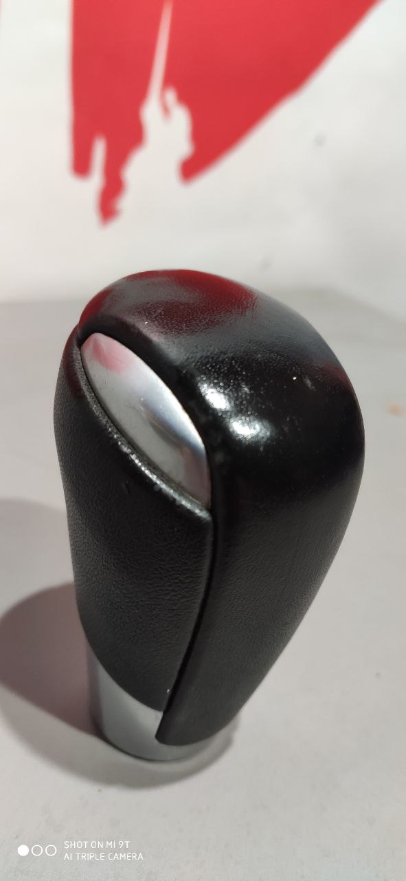 Ручка селектора АКПП (шкіряна) Mazda 3 BM / BN GHP9-46-030 / GHP9-46-030A - Зображення 4
