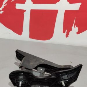 Педаль газу (електронна педаль акселератора) Mazda 3 BM / BN GHK3-41-600E